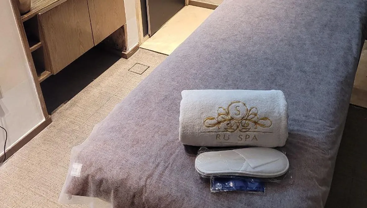 RuSpa spa center in Dubai, treatment room